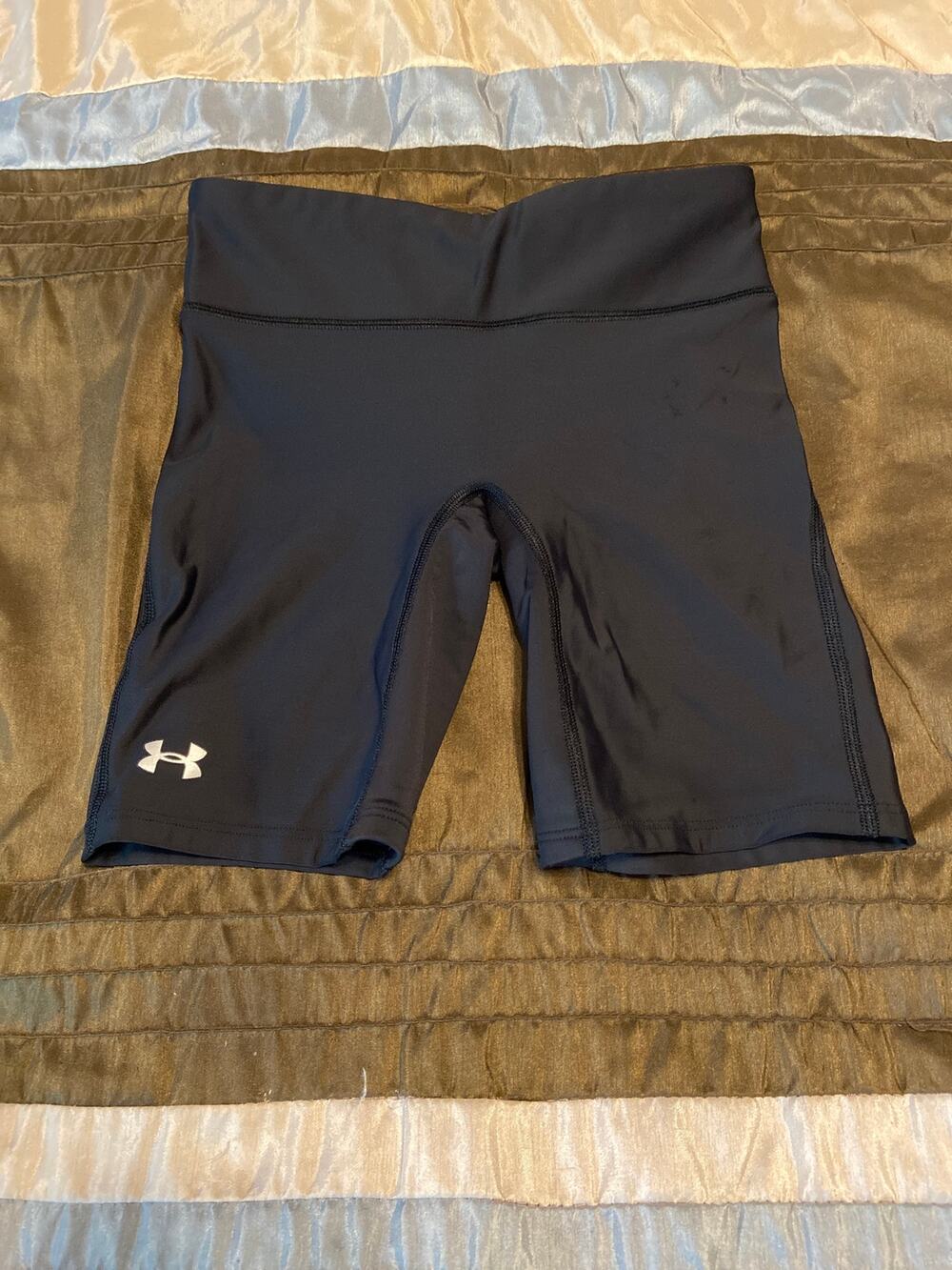 Under armour black bicycle shorts small